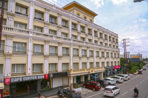 Property building, Facade/entrance