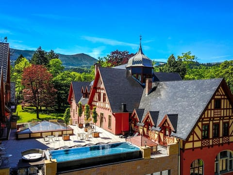 Bird's eye view, Pool view, Swimming pool