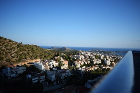 City view, Mountain view, Sea view