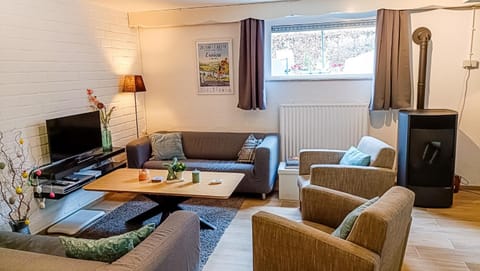 TV and multimedia, Living room, flat iron