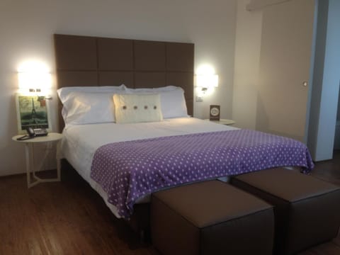 Bed, Other