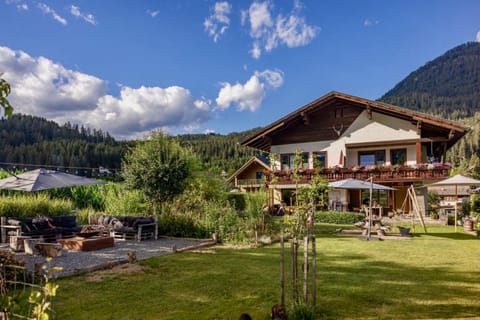 Property building, Day, Natural landscape, Garden, View (from property/room)