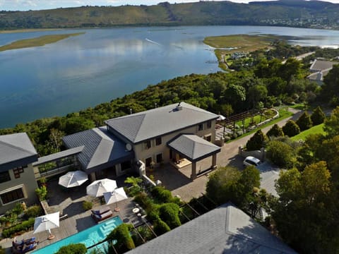 Kanonkop House Bed and Breakfast in Knysna