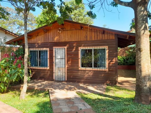 Voces De La Selva Misionera House in Puerto Iguazú