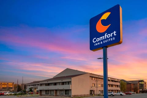Comfort Inn & Suites North at the Pyramids Hôtel in Pike Township
