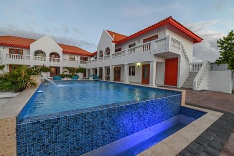 E Solo Aruba Apartments Condo in Oranjestad