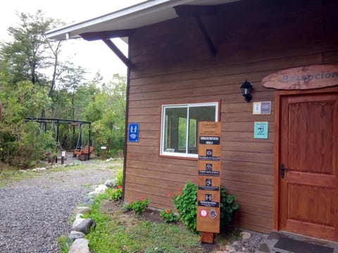 Cuyinco Domos Nature lodge in Los Ríos, Chile