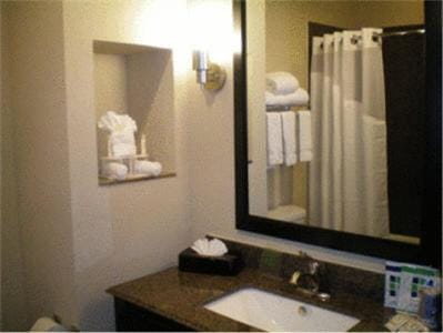 Holiday Inn Express Hotel & Suites Beaumont Northwest, an IHG Hotel Hotel in Beaumont