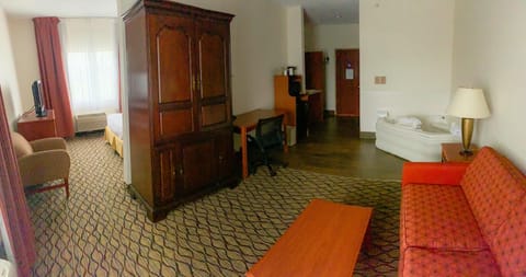 Living room, Photo of the whole room