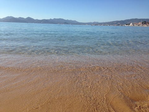 Studio on the Croisette with sea view Apartment in Cannes