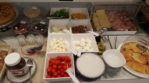 Continental breakfast, Buffet breakfast, Italian breakfast, English/Irish breakfast