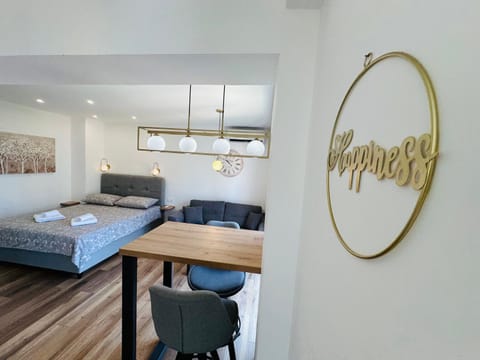 Photo of the whole room, Seating area, Dining area, Bedroom