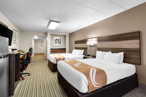 Quality Inn & Suites Altoona Pennsylvania Hotel in Altoona