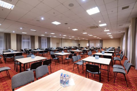 Business facilities, Banquet/Function facilities, Meeting/conference room