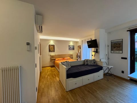 Living room, Bedroom