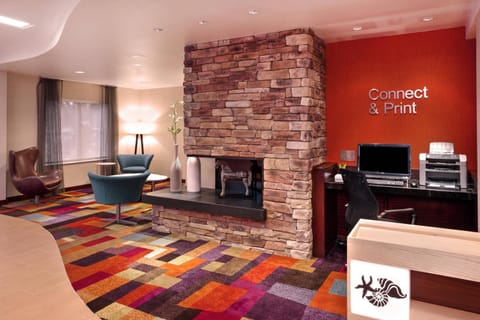 Fairfield Inn and Suites by Marriott Tampa Brandon Hotel in Brandon