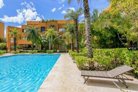 Private Pool Penthouse, Bikes plus Resort Pool Onsite! Condo in Playa del Carmen