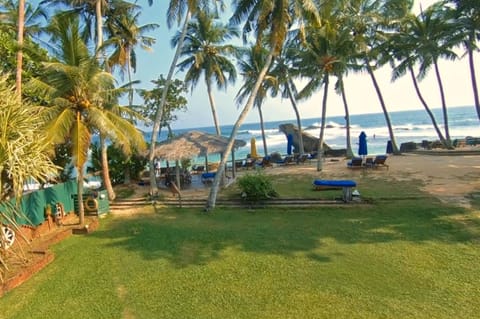 Sri Gemunu Beach Resort Hôtel in Southern Province