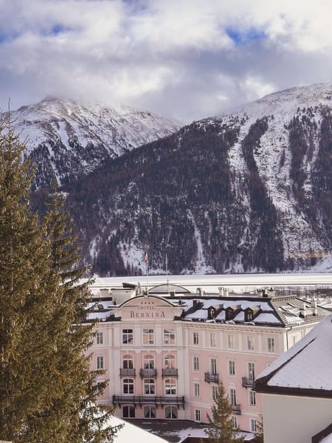 Property building, Day, Natural landscape, Winter, Mountain view