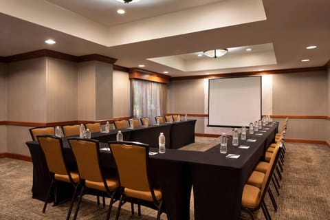 Meeting/conference room