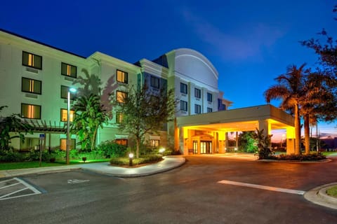 SpringHill Suites by Marriott Naples Hotel in Collier County