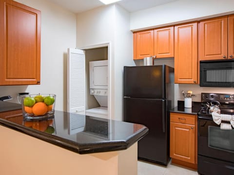 Kitchen or kitchenette, Dining area, dishwasher, microwave, oven, pet friendly, stove, laundry, dryer, kitchen