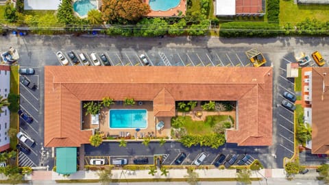 Quality Inn & Suites Airport-Cruise Port Hollywood Hotel in Hollywood