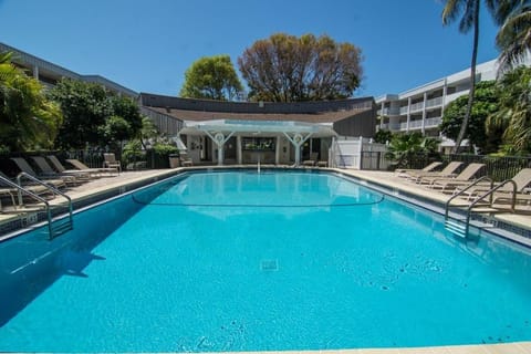 Island Beach Club #P3E House in Sanibel Island