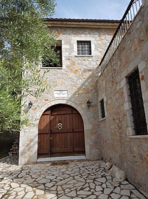 Leonidio Stone House Villa in Arcadia, Greece