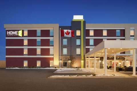 Home2 Suites by Hilton Fort St. John Hotel in Fort St. John