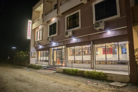 Property building, Facade/entrance, Night