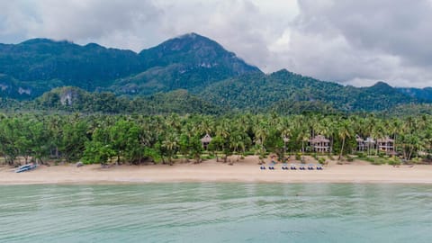 Day, Natural landscape, Beach, Mountain view, Sea view