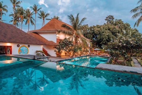 Pool view, Swimming pool