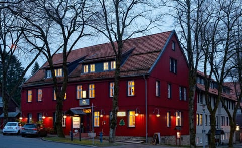 Facade/entrance, Sunset