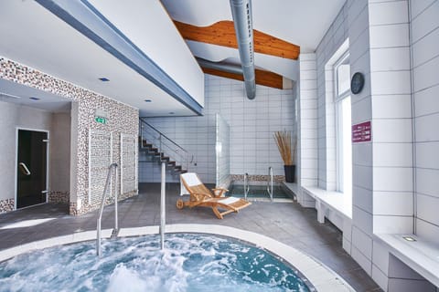 Hot Tub, Spa and wellness centre/facilities, Swimming pool