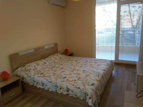 Studios Lyudiev Apartamento in Pomorie