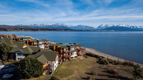 Bird's eye view, View (from property/room), Garden view, Lake view, Pool view