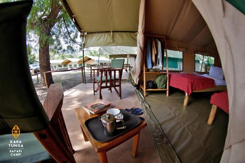 Kara-Tunga Safari Camp Bed and Breakfast in Uganda