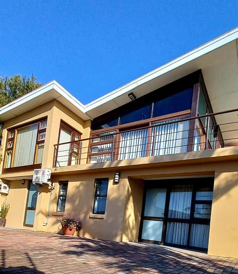 Bhotani Lodge Bed and Breakfast in Port Elizabeth
