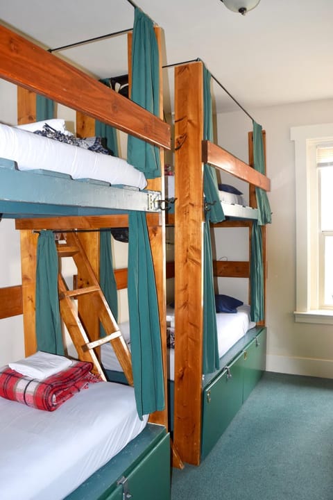 Bed, Bedroom, bunk bed