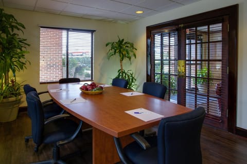 Meeting/conference room