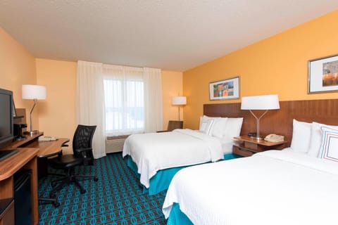 Fairfield Inn and Suites by Marriott Chicago St. Charles Hotel in Saint Charles