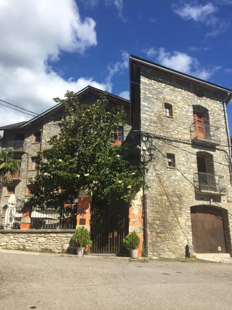 L'Alcova Turisme Rural Country House in Pallars Jussà