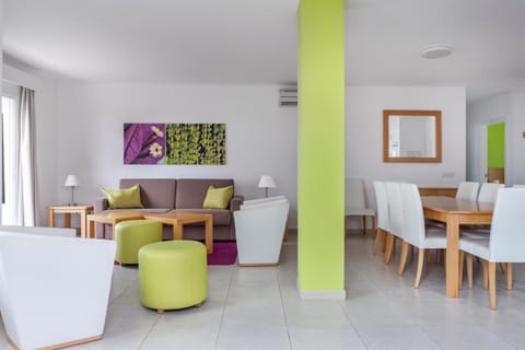Jardines del Sol Apartment hotel in Playa Blanca