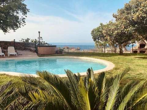 Garden view, Pool view