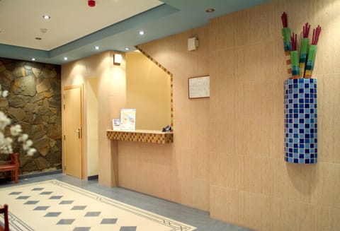 Lobby or reception, Other