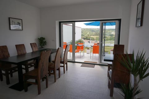 Balcony/Terrace, Dining area