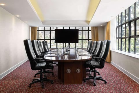 Meeting/conference room