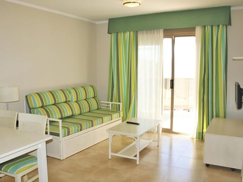 Apartamentos Esmeralda Suites Unitursa Condominio in Calp