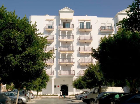 Apartamentos Miguel Angel Condominio in Estepona